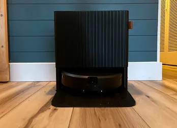Обзор iRobot Roomba Combo 10 Max+: стоит ли покупать новый робот-пылесос со шваброй?